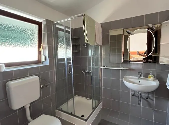 Seaside House Dragica Apartman *